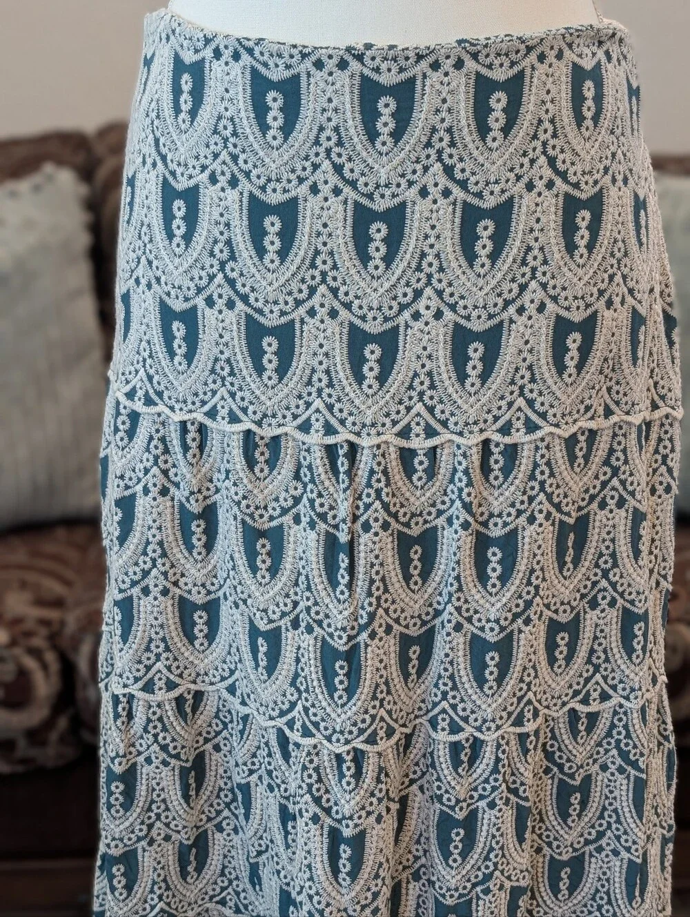 Women's Teal Green and Cream Lace-Pattern Maxi Skirt - Picture 2 of 5